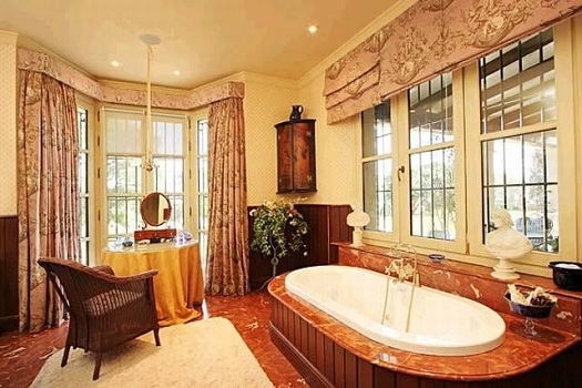 Description of image